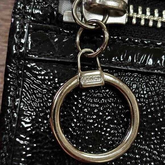 Coach Poppy Wristlet black pebbled & patent leather purse wallet clutch top zip - Picture 6 of 11